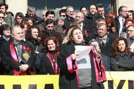 Ankara Tıp Öğretim Üyelerinden İhraçlara Tepki "Hocama Dokunma"