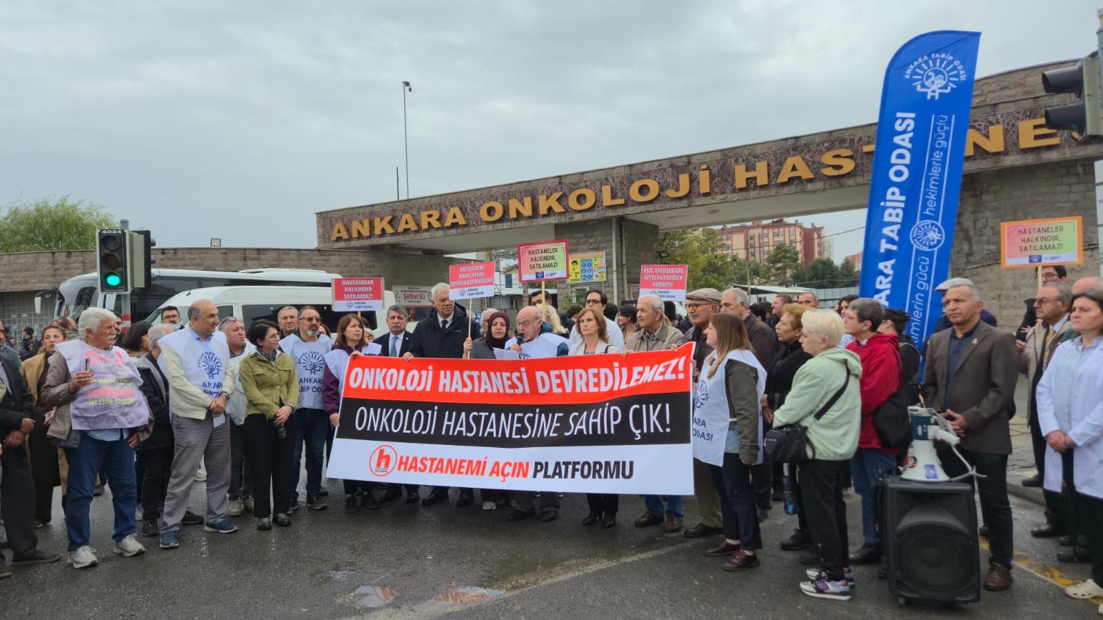Hastanemi Açın Platformu'ndan Onkoloji Hastanesi’nin Devredilmesine Tepki: "Hastanemiz Geliştirilmeli ve Yaşatılmalı"