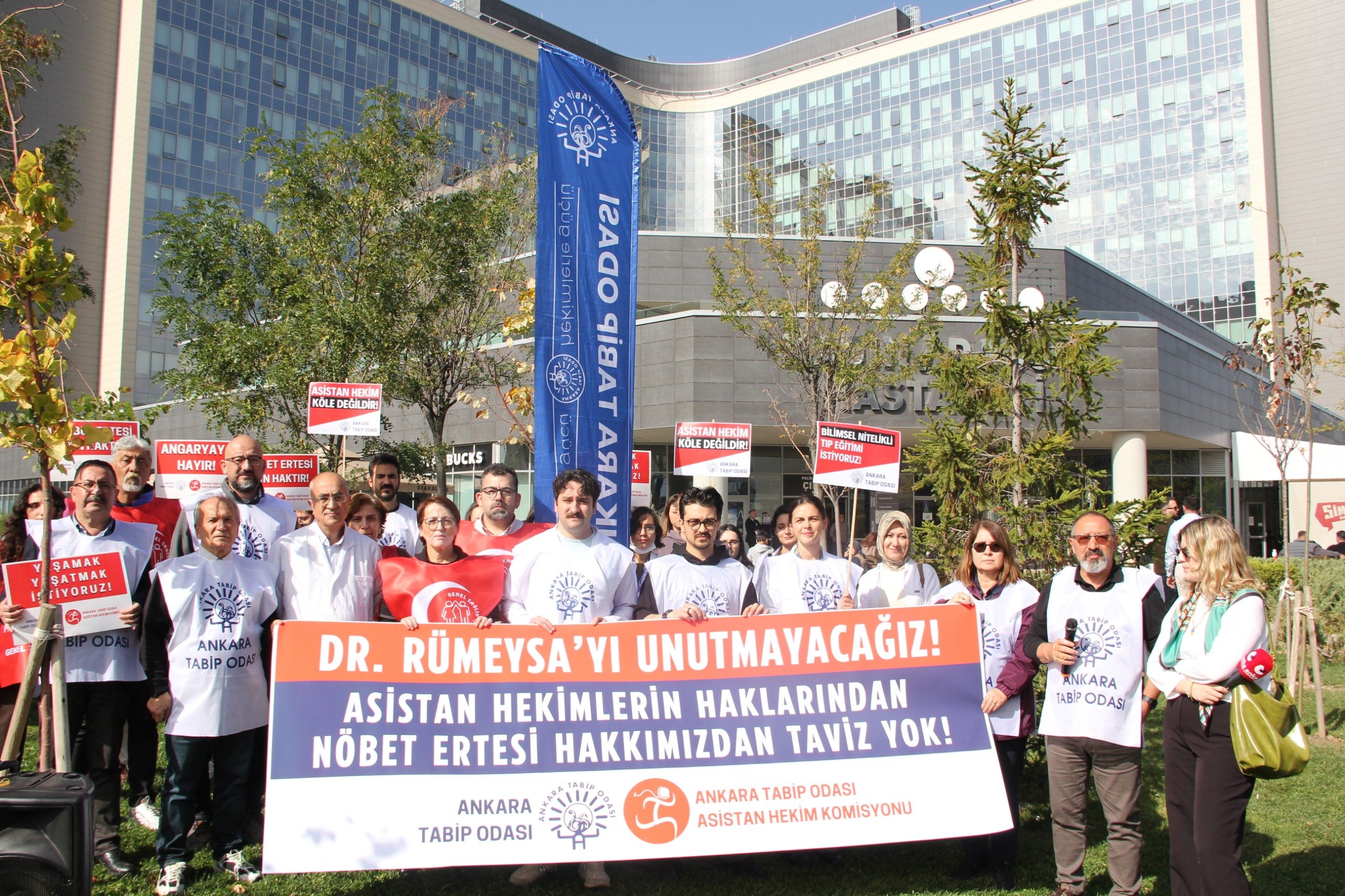 Nöbet Ertesi Hayatını Kaybeden Dr. Rümeysa Berin Şen Unutulmadı